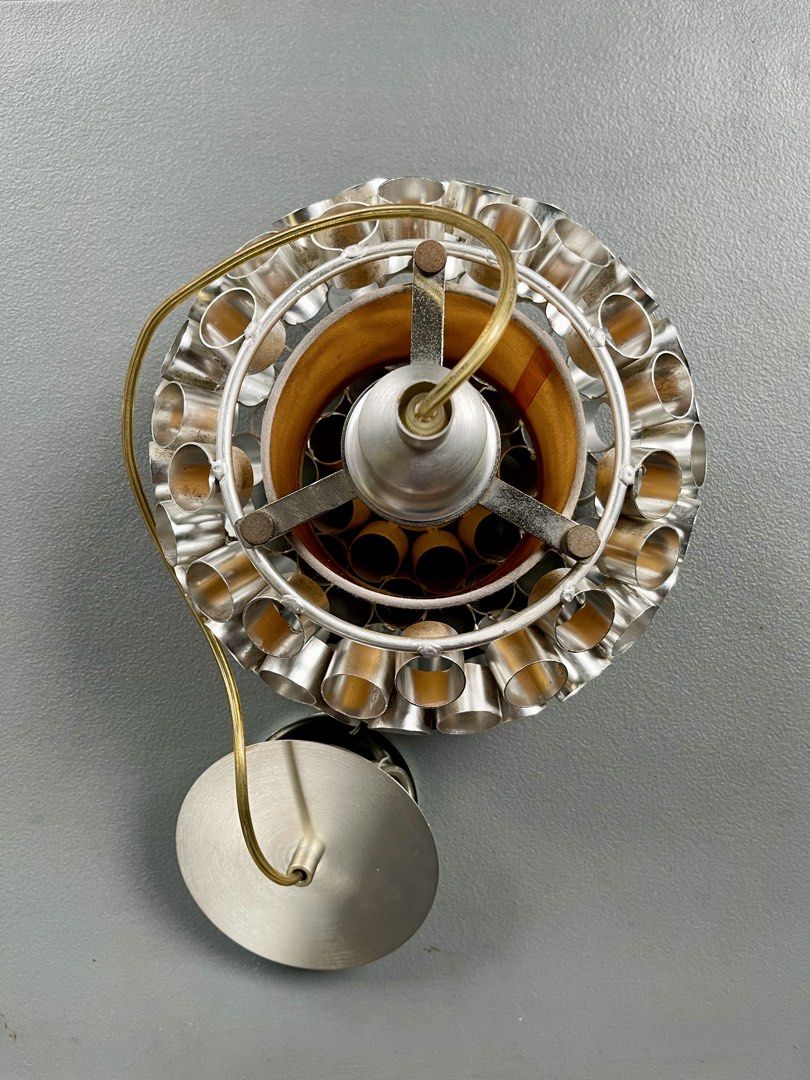 Circular Drop Light (Category: Lighting) located in Marikina City. Submitted by krgcom (Listing ID 1441946930, Image 3). Description: With minimal scratches.