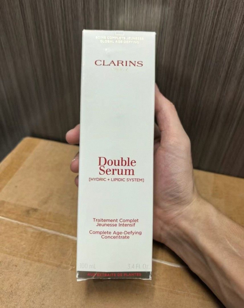 CLARINS DOUBLE SERUM 100ML (Category: Face Care) located in Singapore. Submitted by achpusrqq (Listing ID 1441830873, Image 1). Description: .