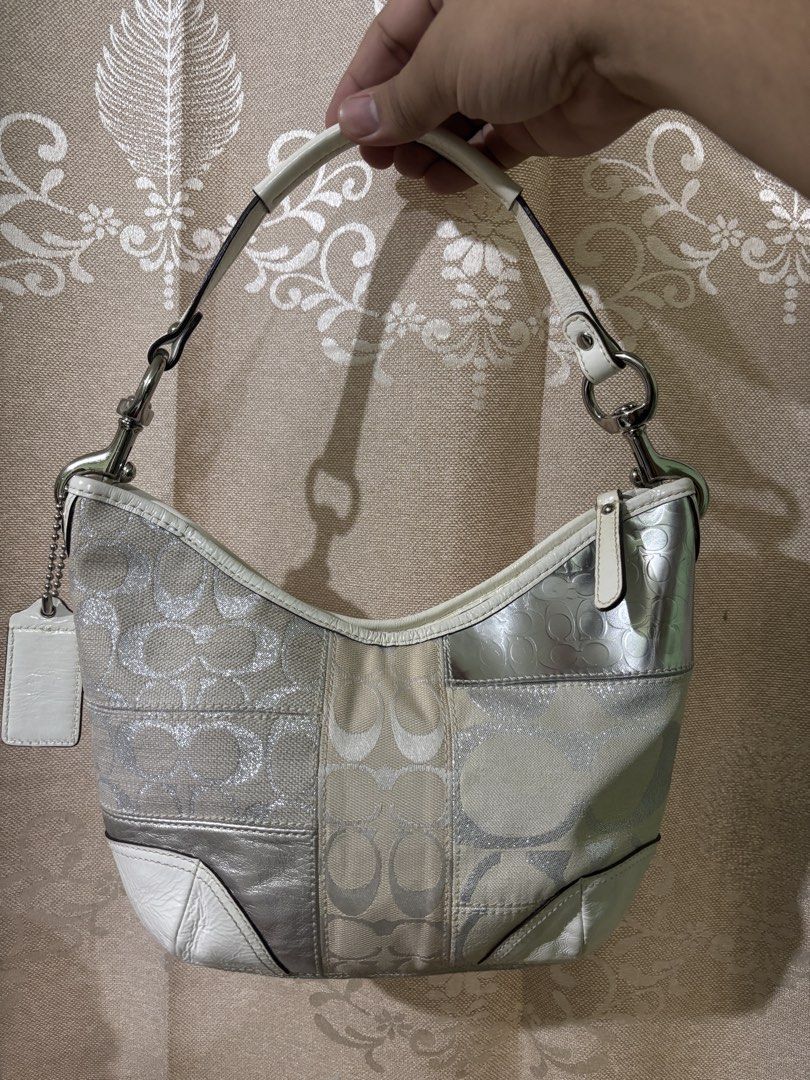 Coach Patchwork (Category: Luxury Bags & Wallets) located in Cebu City. Submitted by jhon32closetfinds (Listing ID 1441966445, Image 2). Description: .