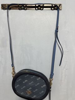 (Category: ) located in . Submitted by jiaqiloh (Listing ID 1441906384, Image 1). Description: .