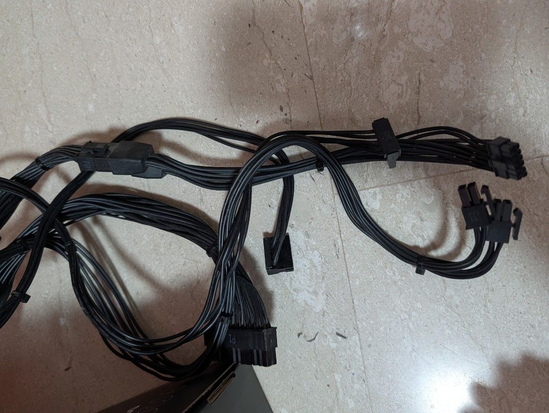 Cooler Master HP 800W 80 Plus Switching Power Supply472779723596124162