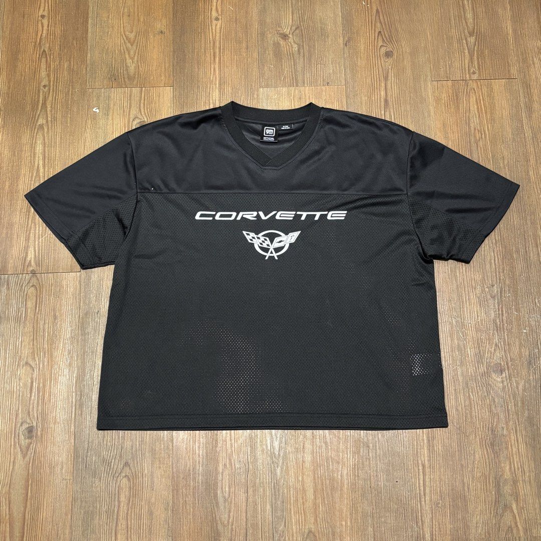 Corvette (Category: Tshirts & Polo Shirts) located in Dengkil. Submitted by 4nipcloset (Listing ID 1441892402, Image 1). Description: Cotton On X General Motors Crew Neck Football Jersey * Copyright GM Official * Barang deadstock * Chevrolet Corvette edition Materials : Polyester * Kain mesh sesuai buat casual * Bebas haba Condition : 9/10 * Bebas defect * Printing depan belakang masih cun * Colour still perfect Size : XL (Boxy) Pit : 26”, Length