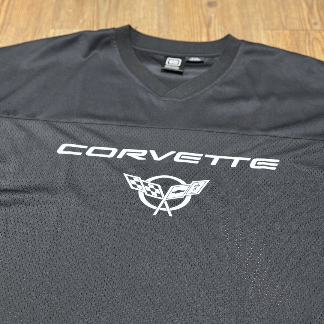 Corvette (Category: Tshirts & Polo Shirts) located in Dengkil. Submitted by 4nipcloset (Listing ID 1441892402, Image 3). Description: Cotton On X General Motors Crew Neck Football Jersey * Copyright GM Official * Barang deadstock * Chevrolet Corvette edition Materials : Polyester * Kain mesh sesuai buat casual * Bebas haba Condition : 9/10 * Bebas defect * Printing depan belakang masih cun * Colour still perfect Size : XL (Boxy) Pit : 26”, Length
