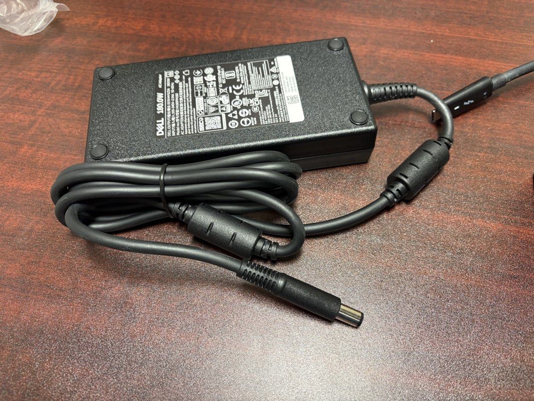 Dell Thunderbolt Docking Station WD22TB4472911186274570243