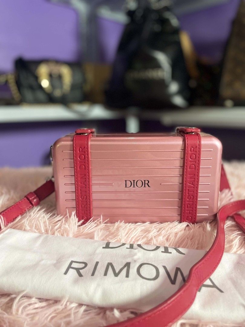 Dior mini luggage (Category: Luxury Bags & Wallets) located in Bulacan. Submitted by jcasey_1991 (Listing ID 1441803681, Image 3). Description: 👜✨ 𝐉𝐀𝐏𝐀𝐍 𝐒𝐎𝐔𝐑𝐂𝐄𝐃 𝐏𝐑𝐄𝐋𝐎𝐕𝐄𝐃 𝐁𝐀𝐆𝐒 ✨👜 -lv vanity two tone bag Carefully selected preloved bags from Japan 🇯🇵 Beautiful pieces at affordable prices 💖 ✔️ Free Shipping ✔️ DTI Registered ✔️ Legit Seller Please manage your expectations — these are preloved items and signs of usage may