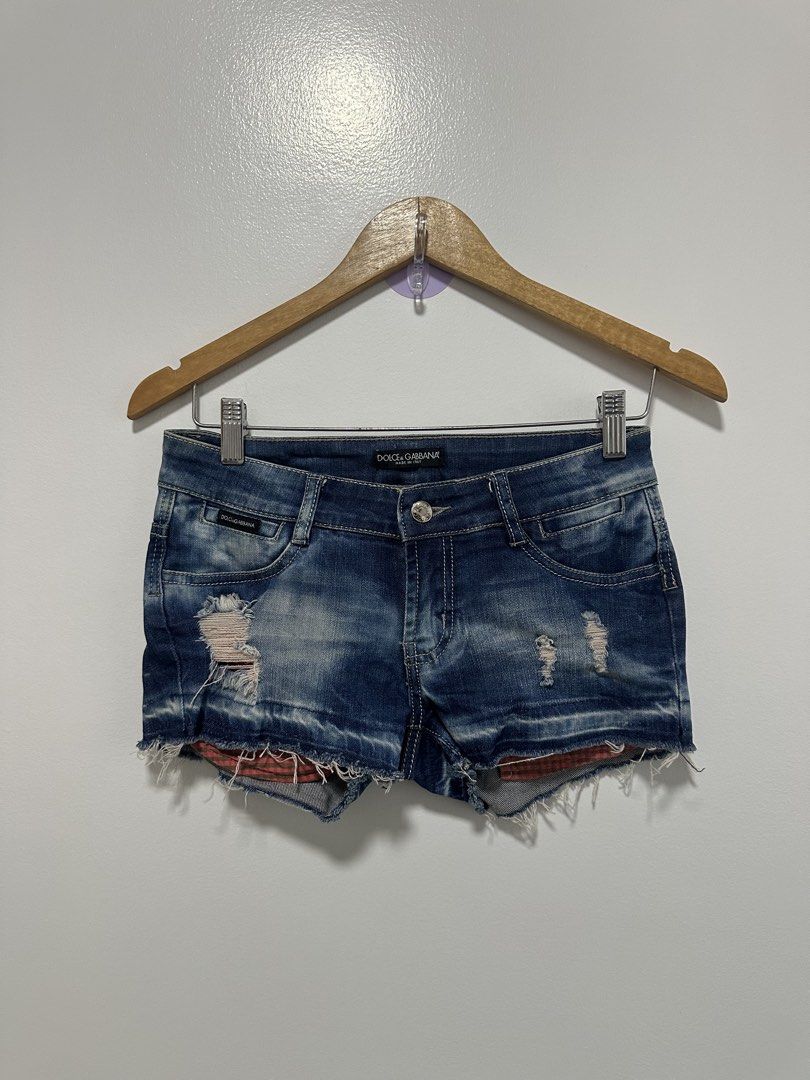 DOLCE & GABBANA SEXY DENIM SHORT (Category: Shorts) located in Tuguegarao City. Submitted by monkey_d_jorly (Listing ID 1441804898, Image 1). Description: DOLCE & GABBANA SEXY DENIM SHORT VGOOD CONDITION MEDIUM (27x10) COLOR RATE 9.5/10 Issue: medyo yupi yung button.
