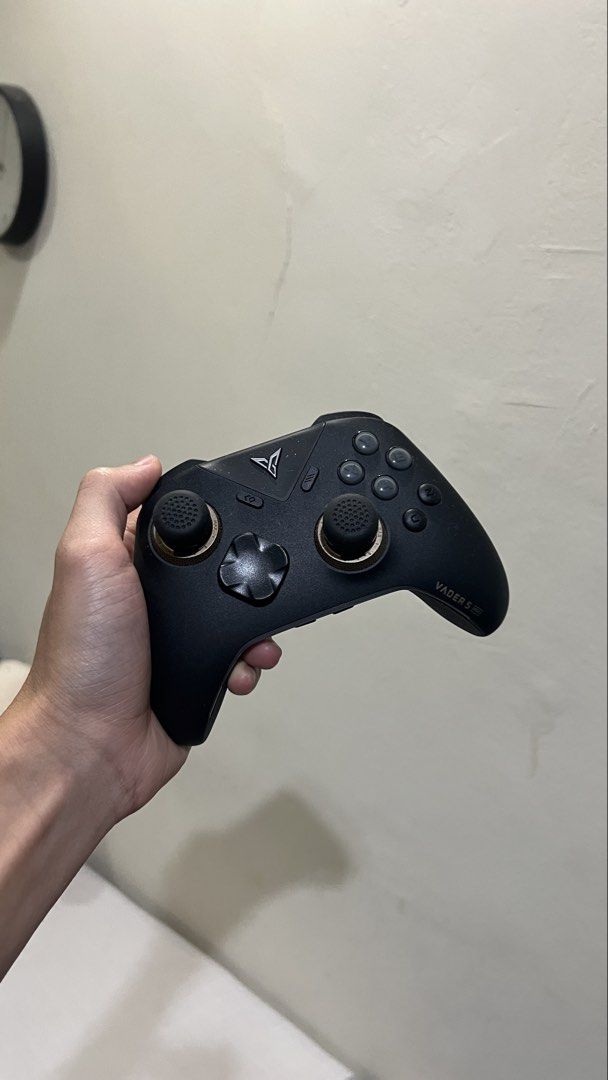 Flydigi Vader 5 Pro (Category: Controllers) located in Batu Caves. Submitted by haikalhafiy (Listing ID 1441921864, Image 1). Description: Perfect condition. Urgent sell. Bought it on Feb 2026. Barely even use due to busy with work (plus Wuthering Waves storage update too big lol). More info to seriously buy (like pic or whatsoever) can contact me directly via WS - O1935757O9 Include : Controller itself Flydigi Dongle Control Freak Thumb Grip Con