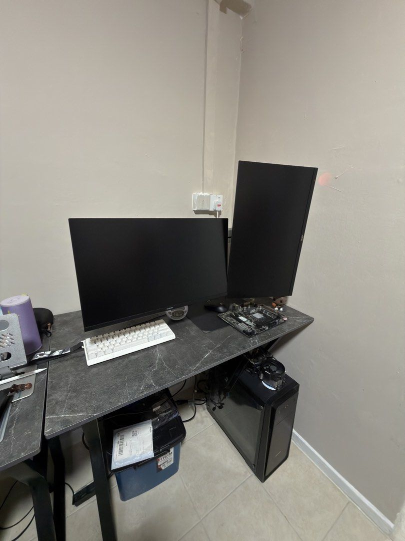 Full Desktop473023852966072320