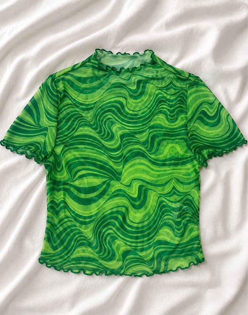 Green Swirl Mesh Lettuce Hem Top (Category: Blouses) located in Mandaluyong City. Submitted by lysfiles (Listing ID 1441929484, Image 1). Description: 📩: dm for more pics rfs: decluttering.