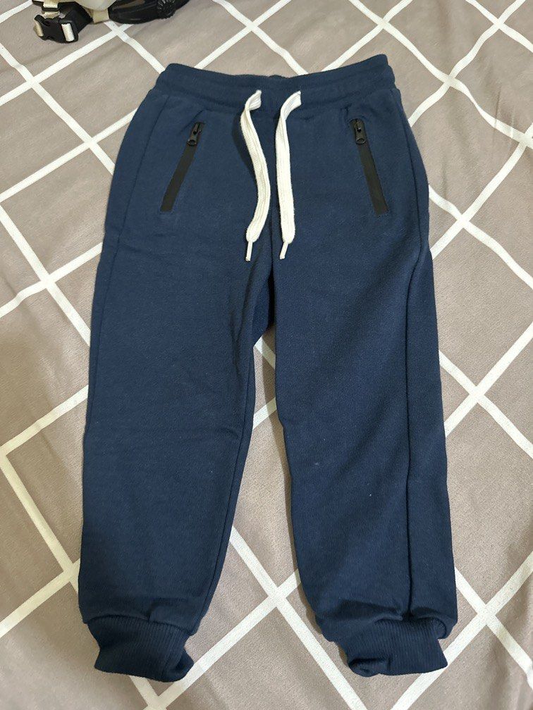 Grizzly Joggers (Category: Babies & Kids Fashion) located in Bustos. Submitted by krjavier (Listing ID 1441791854, Image 1). Description: Used once Fits up to 3years old.