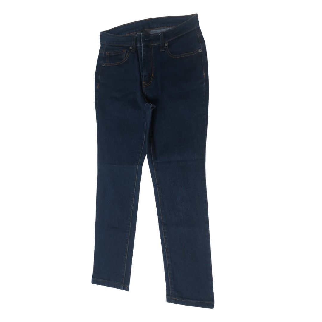 GU Dark Wash Denim Jeans (Category: Jeans) located in Mandaluyong City. Submitted by ziskariane (Listing ID 1441859926, Image 1). Description: GU Dark Wash Denim Jeans Comfortable Blend: Cotton, Polyester, Spandex for stretch Versatile: Easy to pair with any top Size: 70cm.