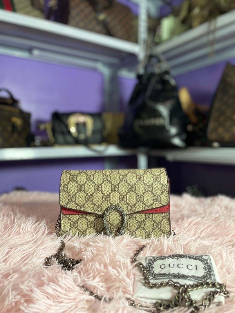 gucci chain sling bag (Category: Luxury Bags & Wallets) located in Bulacan. Submitted by jcasey_1991 (Listing ID 1441805741, Image 2). Description: 👜✨ 𝐉𝐀𝐏𝐀𝐍 𝐒𝐎𝐔𝐑𝐂𝐄𝐃 𝐏𝐑𝐄𝐋𝐎𝐕𝐄𝐃 𝐁𝐀𝐆𝐒 🤍 Carefully selected preloved bags from Japan 🇯🇵 Beautiful pieces at affordable prices 💖 ✔️ Free Shipping ✔️ DTI Registered ✔️ Legit Seller Please manage your expectations — these are preloved items and signs of usage may be present. Authenti