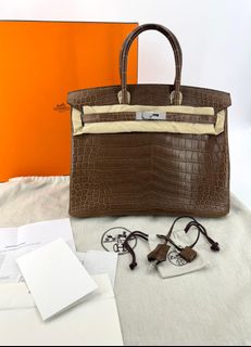 （分類：）位於 。 由 coco.vintage_chanel 提交（商品編號 1441951827，圖片 1）。簡介： 。