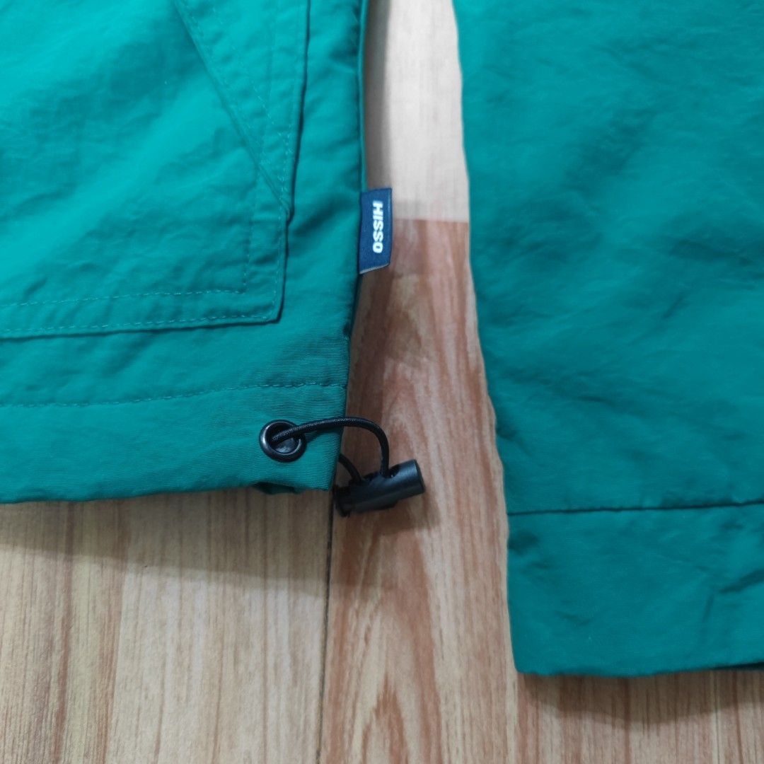 HISSO Green Boxy Crop Windbreaker Jacket Size S Small (Category: Coats, Jackets and Outerwear) located in Manila. Submitted by janrymanay (Listing ID 1441855077, Image 2). Description: - Green HISSO jacket - Zip-up front with button closure - Two front pockets - Adjustable drawstring at the hem - Collar can be buttoned up - Ideal for windy days or light rain.
