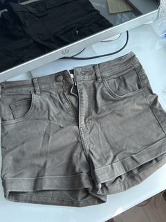 （分類：）位於 。 由 lionbehindmyiris 提交（商品編號 1441870852，圖片 1）。簡介： 。