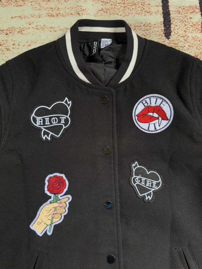 H&M riot girl varsity jacket (Category: Activewear) located in Abulug. Submitted by jv1122 (Listing ID 1441861625, Image 3). Description: H&M riot girl varsity jacket 21x25 dimes no major flaws.