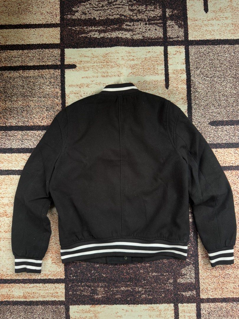 H&M riot girl varsity jacket (Category: Activewear) located in Abulug. Submitted by jv1122 (Listing ID 1441861625, Image 2). Description: H&M riot girl varsity jacket 21x25 dimes no major flaws.