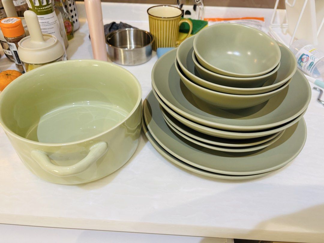 IKEA Green Dinnerware Set + Serving Bowl473319026879385602