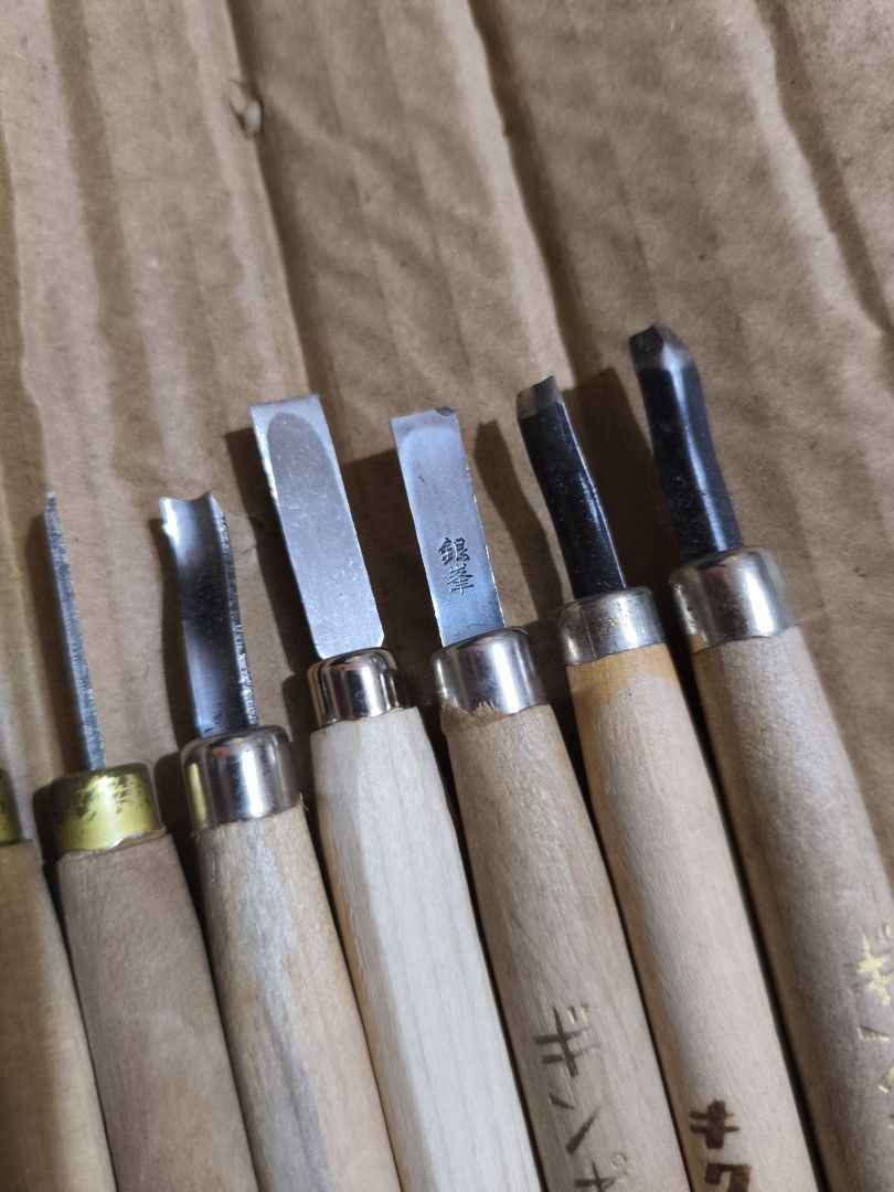 Japan chisel wood carving tools chisels set 10 (Category: Craft Supplies & Tools) located in Paranaque City. Submitted by japancollectibles (Listing ID 1441935472, Image 2). Description: Payment first policy Mop: gcash / BPI Shipping : Lalamove and LBC 1st to pay gets the item Location : Paranaque 1st to pay gets the item Battery for size reference 🌸Japan Surplus items collectible 🔴Carefully check each photos 🔴Manage your expectations | AS Is 