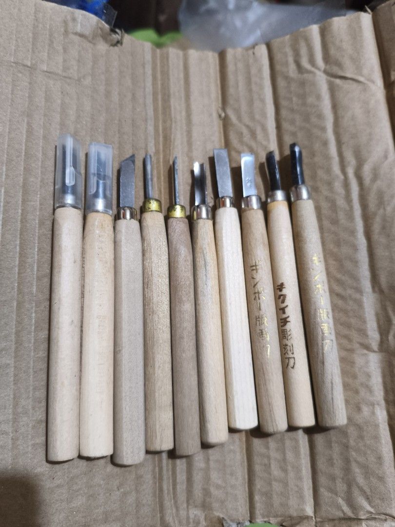 Japan chisel wood carving tools chisels set 10 (Category: Craft Supplies & Tools) located in Paranaque City. Submitted by japancollectibles (Listing ID 1441935472, Image 1). Description: Payment first policy Mop: gcash / BPI Shipping : Lalamove and LBC 1st to pay gets the item Location : Paranaque 1st to pay gets the item Battery for size reference 🌸Japan Surplus items collectible 🔴Carefully check each photos 🔴Manage your expectations | AS Is 