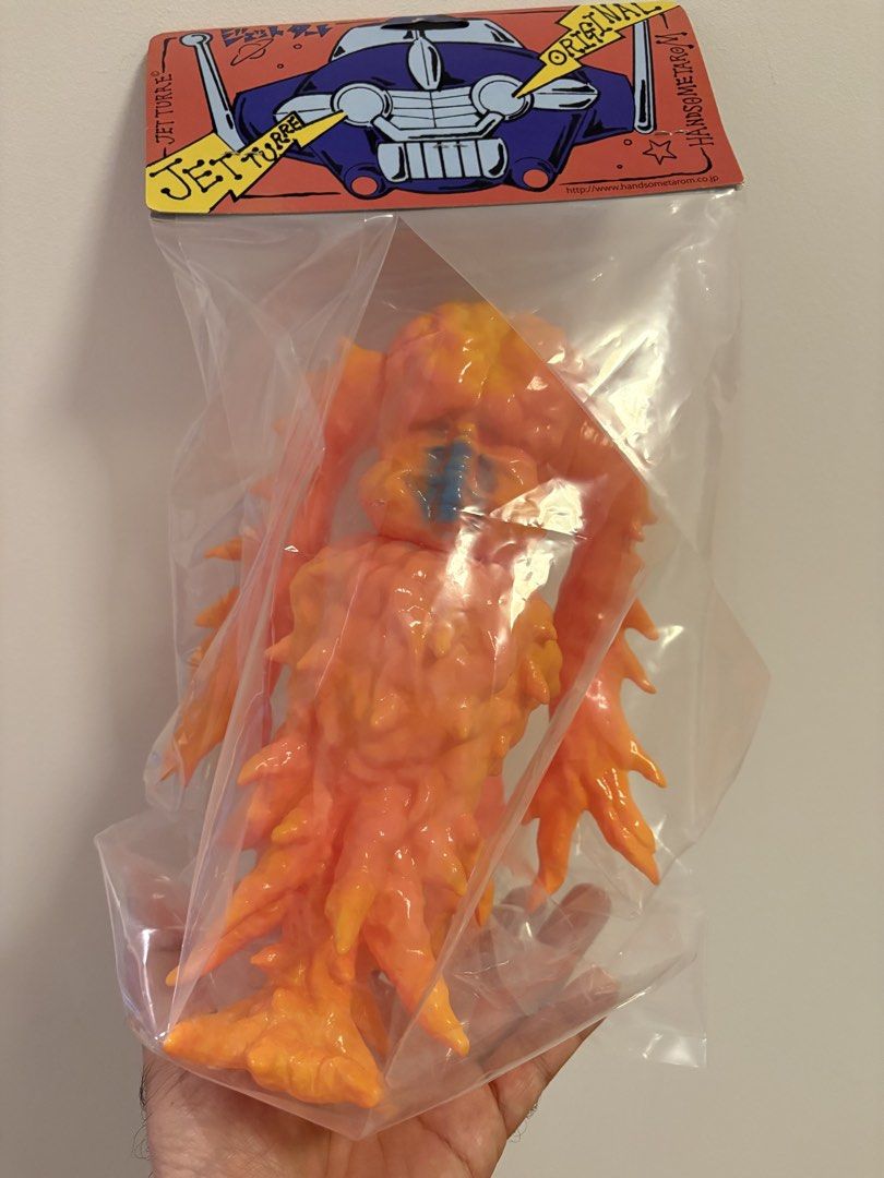 Jetturre Sofubi (Category: Designer & Blind Box Toys) located in Singapore. Submitted by pinnco (Listing ID 1441967340, Image 4). Description: Sofubi Horumora Handsome Taro.