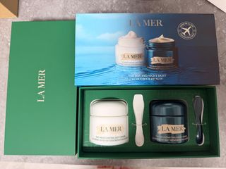 (Category: ) located in . Submitted by crazyforcosmetics (Listing ID 1247772701, Image 1). Description: .