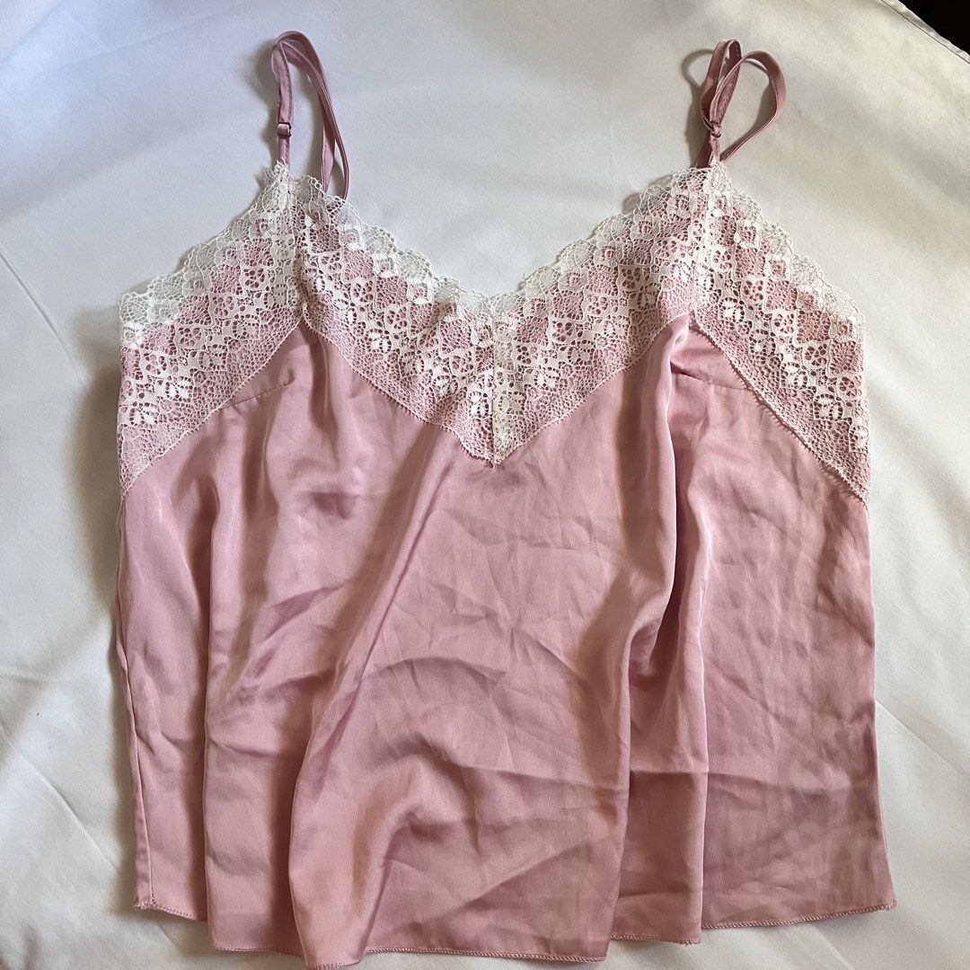 lace pink top (Category: Blouses) located in Mandaluyong City. Submitted by everythingnice__ (Listing ID 1441912802, Image 1). Description: classy top !! i don’t want to sell this too but i need to declutter na huhu super prettyyyy fits s-m :)) lalamove only ! .
