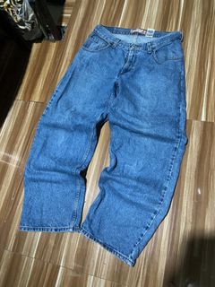 (Category: ) located in . Submitted by dreiito (Listing ID 1441942874, Image 1). Description: .