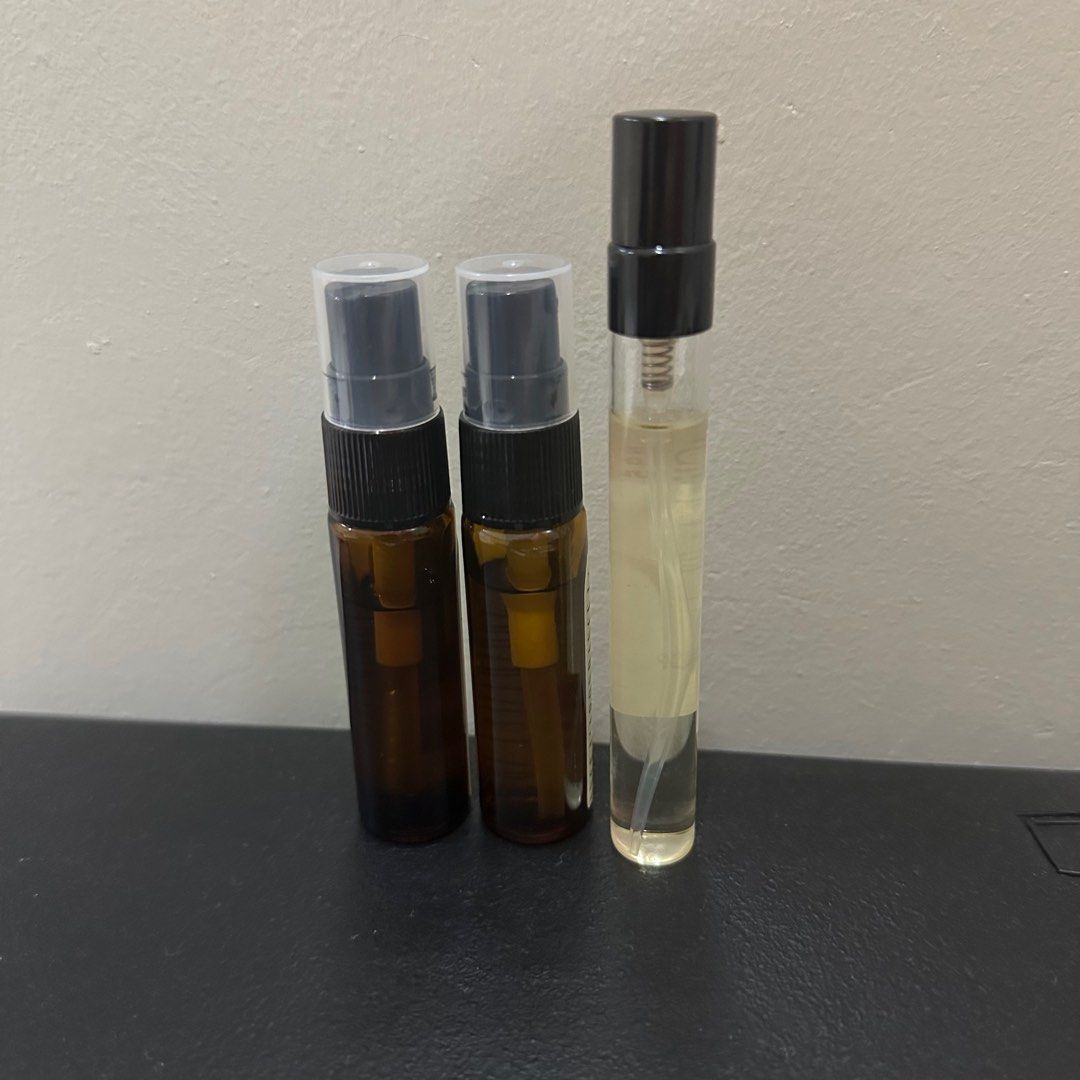Local Perfume Bundle (L’Abondance & Otter Haus) (Category: Fragrance & Deodorants) located in San Fernando. Submitted by chweez (Listing ID 1441935852, Image 3). Description: L’Abondance 10 ml bottle: -Fleur de Lotus -Fleur de Sureau Otter Hause 10 ml - Clink to that See photos for juice level :) .