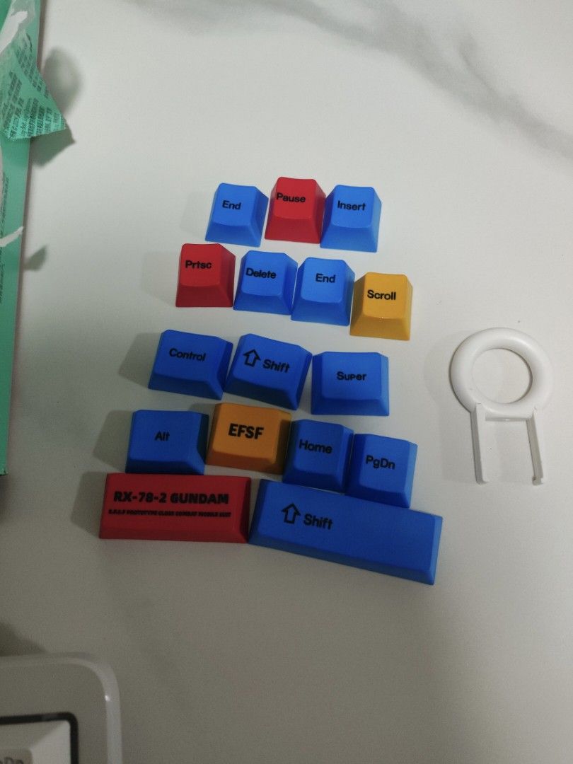 Logitech Signature Mechanical Keyboard K848 with Custom Keycaps473147082037022723