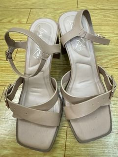 (Category: ) located in . Submitted by larose_boutiquemnl (Listing ID 1441885918, Image 1). Description: .