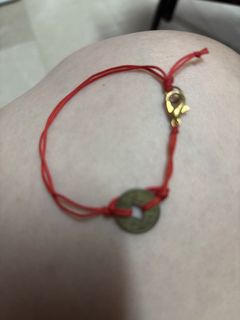 (Category: ) located in . Submitted by vintageaccessories (Listing ID 1441867007, Image 1). Description: .