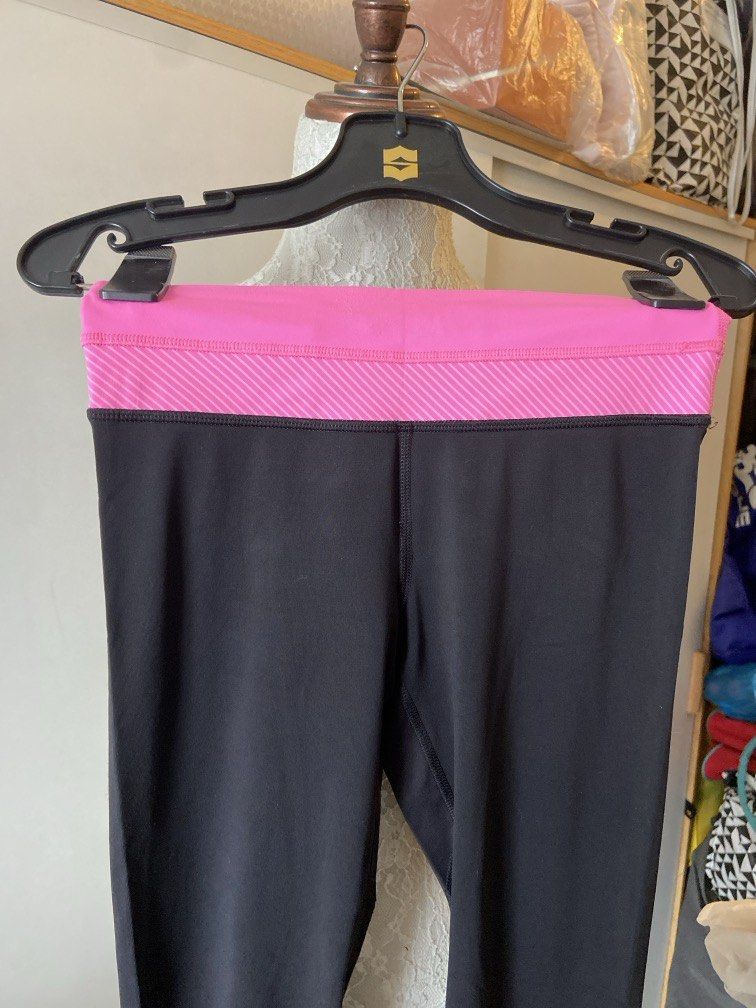 Lululemon black/pink leggings (Category: Activewear) located in Pasig City. Submitted by sandace (Listing ID 1441814585, Image 2). Description: Authentic Size 2 .