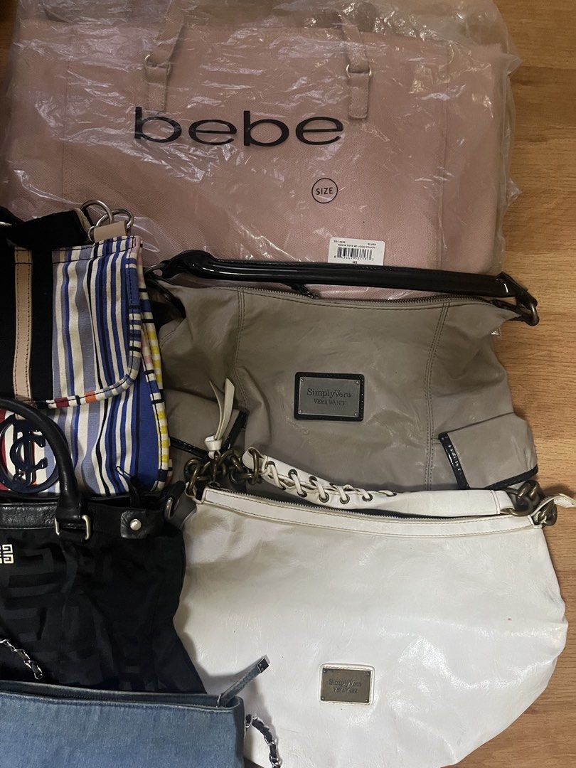 Luxury Bags Take All! (Category: Luxury Bags & Wallets) located in Marikina City. Submitted by jyzsy (Listing ID 1441800678, Image 3). Description: Assorted Luxury bags 6pcs - Take all .