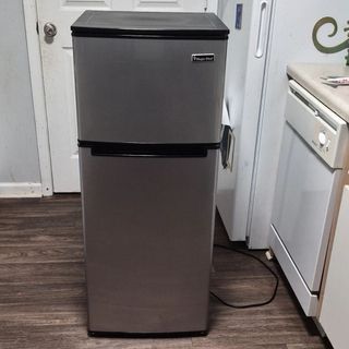 (Category: ) located in . Submitted by winterlandia (Listing ID 1441886227, Image 1). Description: .
