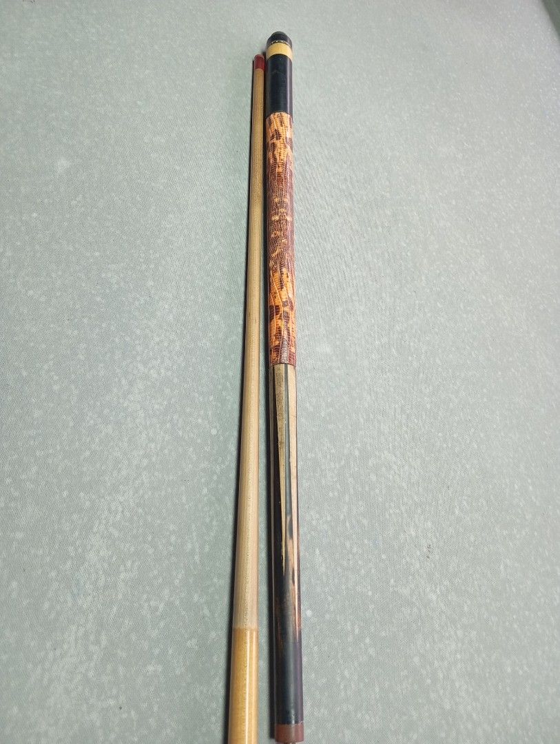 Mezz cue Wd700 bautista butt (Category: Billiards and Bowling) located in Silang. Submitted by samflores2k4t7 (Listing ID 1441887055, Image 3). Description: For sale Mezz cue Wd700 shaft bautista butt rainbow tip Acrylic ferulle Lizard skin grip Issue faded n paint ng butt.