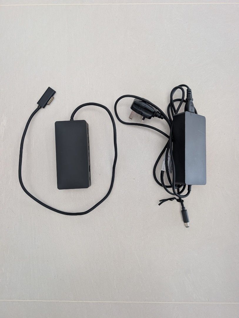 Microsoft Surface Dock 1 with Power Adapter472879164525137920