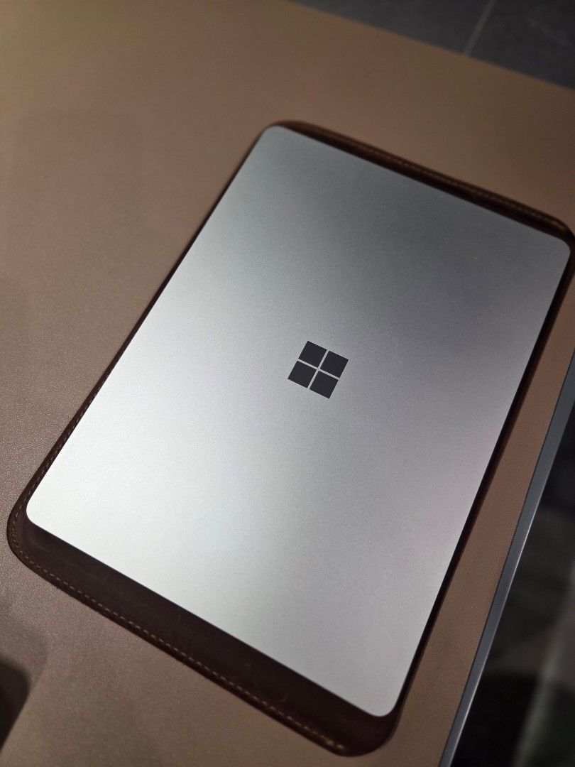 Microsoft Surface Laptop 7 - 13.8 inch (Almost New)472880087156674562