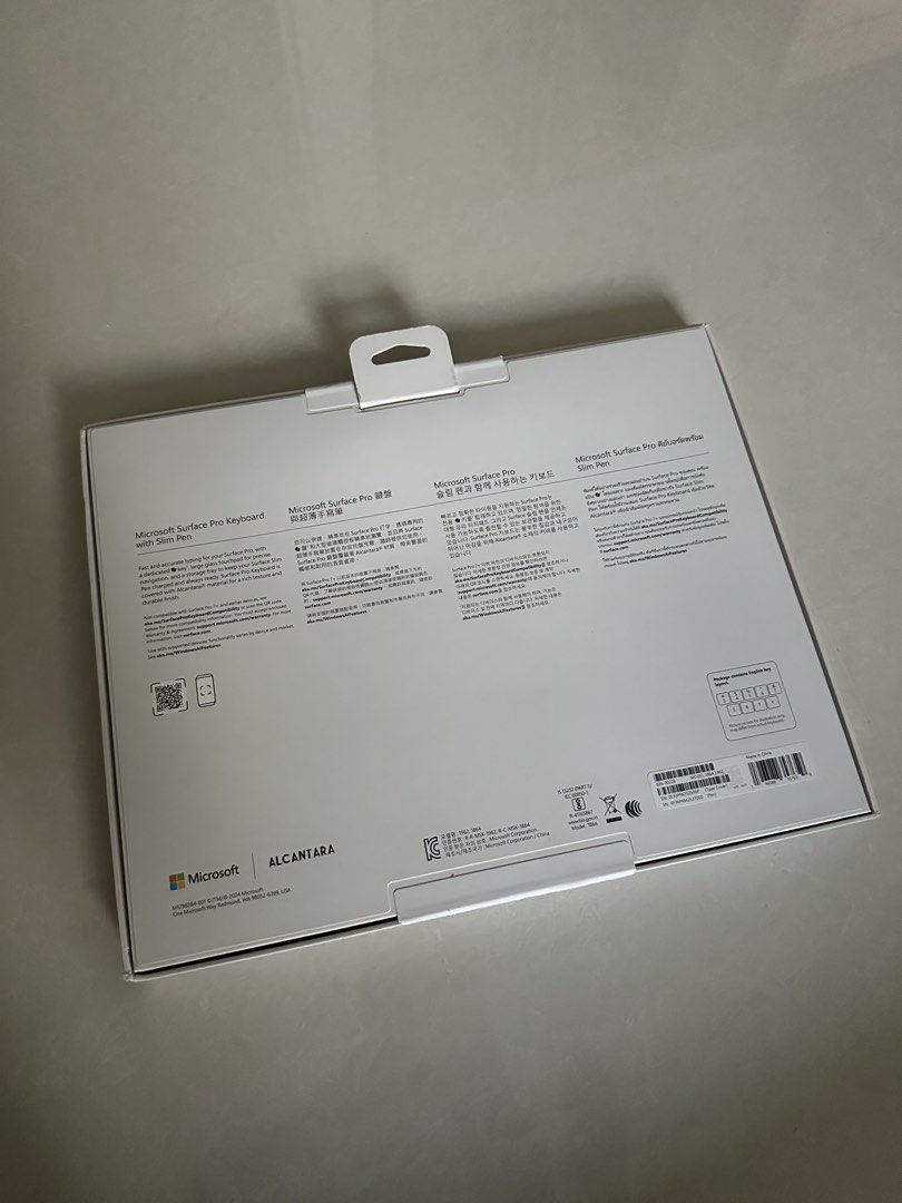Microsoft Surface Pro Keyboard and Slim Pen473050566645534723