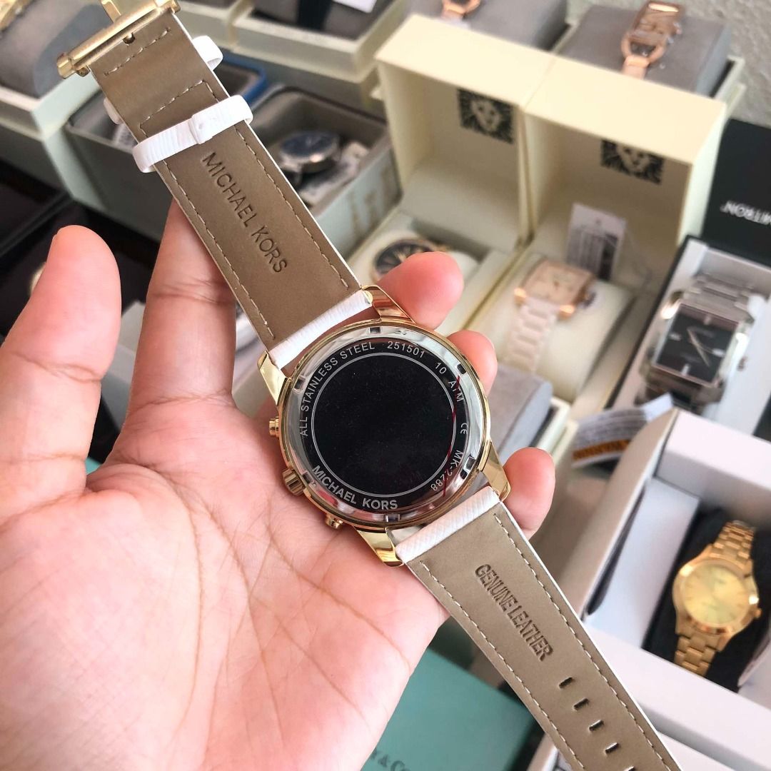 Mikors Leather watch White 45mm (Category: Women's Watches) located in Quezon City. Submitted by mjmassortedfinds (Listing ID 1441896361, Image 3). Description: MIKORS ✅ 2 4 9 9 each +sf ✅ Size: 45mm ✅ Complete Inclusions 📸 Actual Pictures Posted 📲 PM for orders and inquiries 📌Pinas Onhand & Ready to Ship 📌We can Ship Nationwide (+SF) 📌No Return, No Exchange 📌If in DOUBT, please DO NOT Transact 📌We are not liable for any LOSS or damaged it