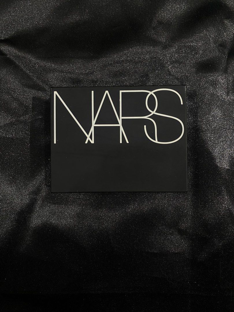 Nars - Light Reflecting Setting Powder (Category: Makeup) located in Manila. Submitted by knnyyncl (Listing ID 1441892867, Image 1). Description: ✨ Original Market Price: 45 USD, I’m selling it for only 800 php ✨RFS: Im using other setting powder now ✨No Box / Packaging ✨ Slightly Used ✨ Exclusive of SF ✨ No COD 💰MOP: BANK TRANSFER/GCASH 💬 PM ME FOR ORDERS / INQUIRIES.