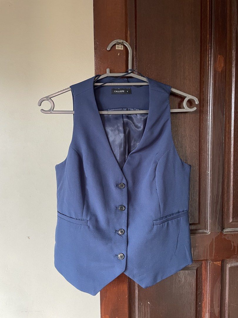 Navy Blue Vest (Category: Sleeveless) located in Pasig City. Submitted by ysaint (Listing ID 1441793981, Image 1). Description: Fits small, worn only 3x For smart casual or work outfits! :).