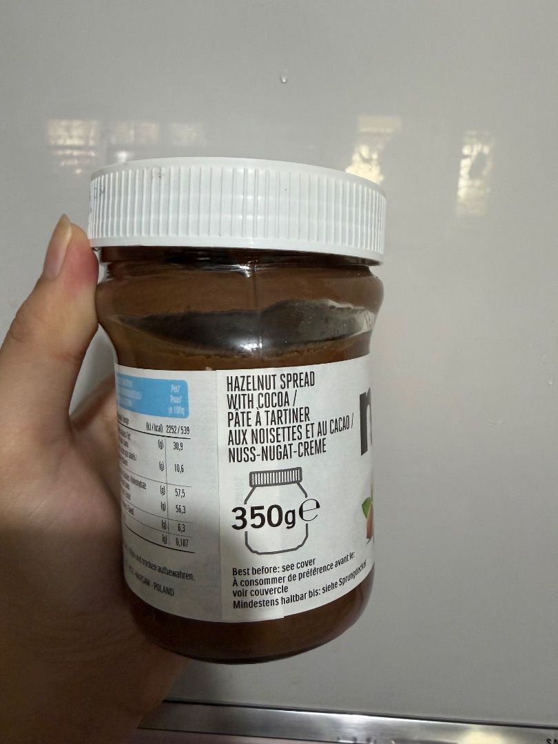 Nutella Hazelnut Spread with Cocoa 350g (Category: Other Food & Drinks) located in Cabanatuan. Submitted by gxxxgb (Listing ID 1441804115, Image 2). Description: - SEALED Nutella jar - Hazelnut spread with cocoa - Perfect for toast, baking, or eating as is! - Size: 350g - Best Before: 11.07.2025 - Bought at UAE - Storage: Keep in a cool, dry place - RFS: Hindi mahilig sa nutella.