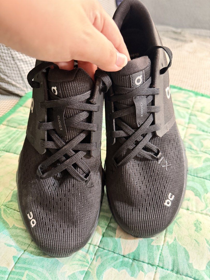 ON Cloud X Black Running Shoes (Category: Sneakers) located in Manila. Submitted by rmdthreads (Listing ID 1441793629, Image 3). Description: Fitted Only‼️ NO BOX ‼️ Slightly Negotiable 100% Original ✅ ON Cloud X Running Shoes (Black) 📍Bulacan area Will do lalamove or J&t 📦🛵.