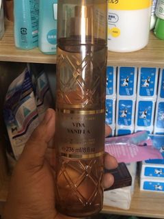 (Category: ) located in . Submitted by melasclosett (Listing ID 1441795985, Image 1). Description: .