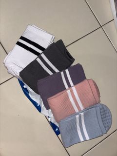 (Category: ) located in . Submitted by pipo_miao (Listing ID 1441881372, Image 1). Description: .