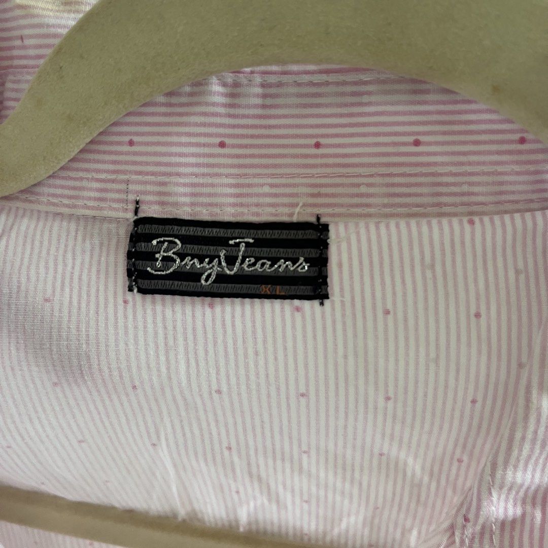 Pink Buttondown Longsleeve Top (Category: Blouses) located in Legazpi City. Submitted by hushedcry (Listing ID 1441933442, Image 2). Description: — needs wash (has stain as may collar, see pic) — XL on tag 💌 mop: gcash 📬 shipping via j&t express (sf c/o buyer) for inquiries, dont hesitate to send me a msg! 🩷.