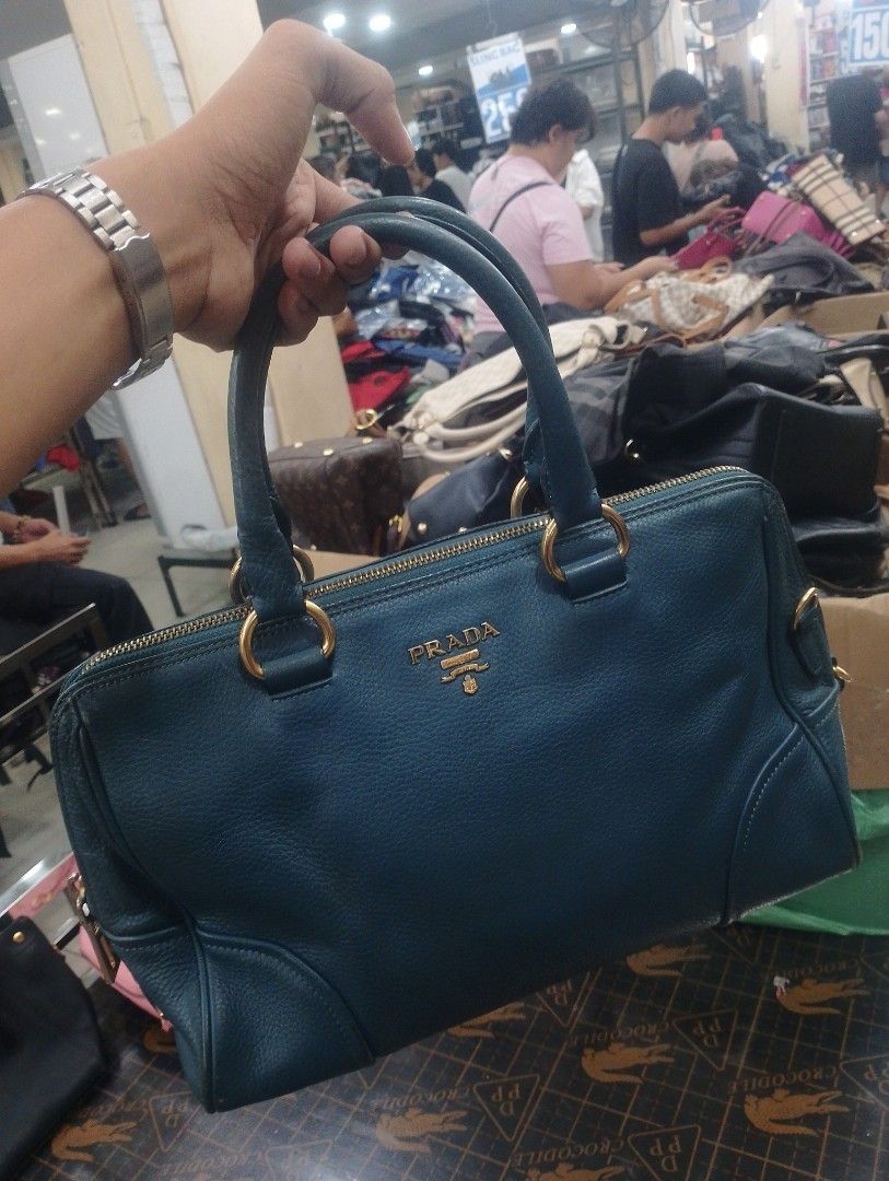 Prada Vitello Daino leather (Category: Luxury Bags & Wallets) located in Bacolod City. Submitted by slurpy_thrift (Listing ID 1441828735, Image 2). Description: .