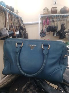 (Category: ) located in . Submitted by slurpy_thrift (Listing ID 1441828735, Image 1). Description: .