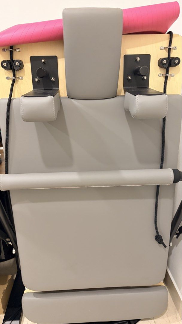 Professional Pilates Reformer Machine (Category: Cardio & Fitness Machines) located in Singapore. Submitted by nmgoodman (Listing ID 1441782541, Image 1). Description: Custom-Made Foldable Pilates Reformer for Sale ✨ Looking to bring studio-quality Pilates into your home? I’m selling a custom-made foldable Pilates reformer in excellent condition. ✔️ Space-saving foldable design – perfect for apartments or home gyms ✔️ Custom-built with sturdy met
